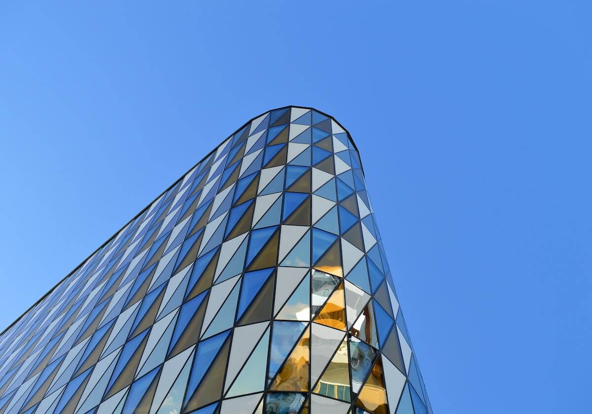 北京国安新任体育总经理及主教练亮相“新工体”