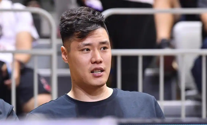 抵达沈阳,贺天举上任,体育局任命,新岗位曝光,郭艾伦祝福|东北超|篮球|辽宁男篮|北控男篮|nba_新浪体育_新浪新闻